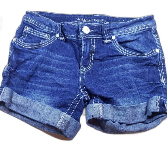 Almost Famous Juniors Blue Jean Shorts Size 3 | Low-Rise Distressed Denim - Picture 2 of 8